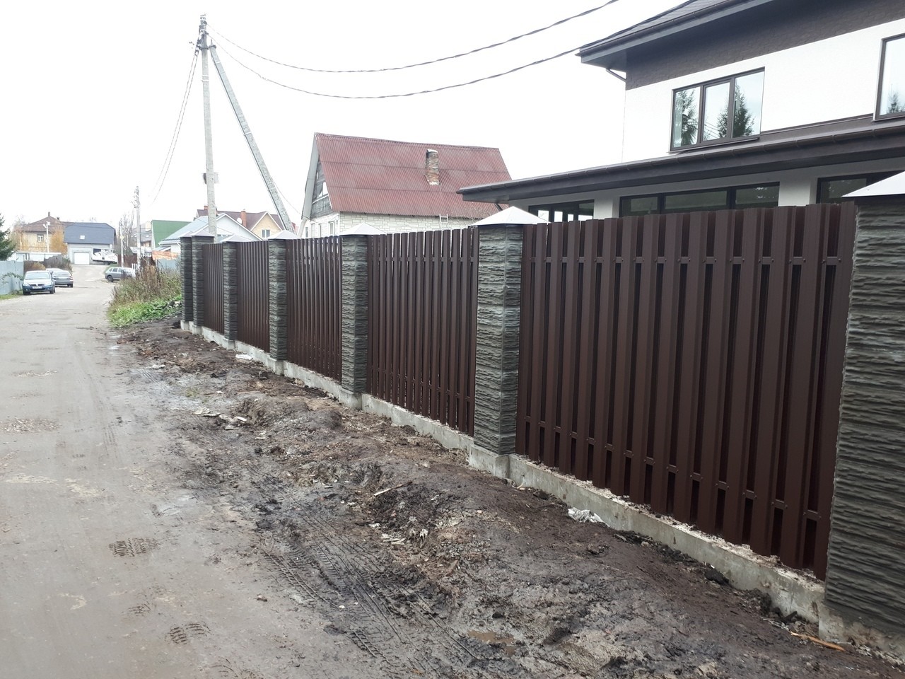 Забор шахматка 40м из штакетника столбы под камень в Кызыле