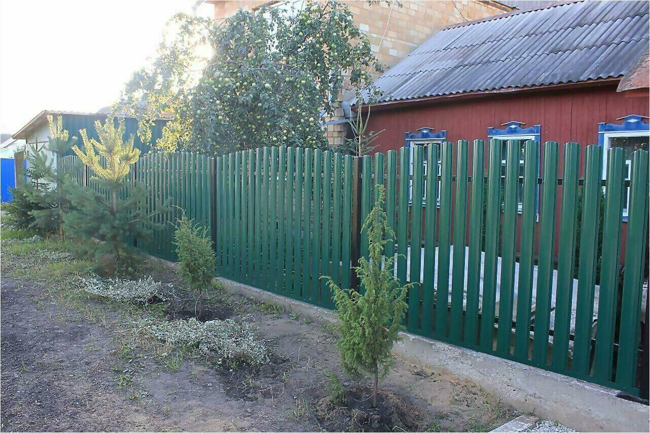 Забор из штакетника 60м фото1 в Кызыле