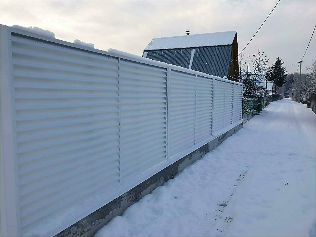 Забор жалюзи 150м RAL9003 фото2 в Кызыле