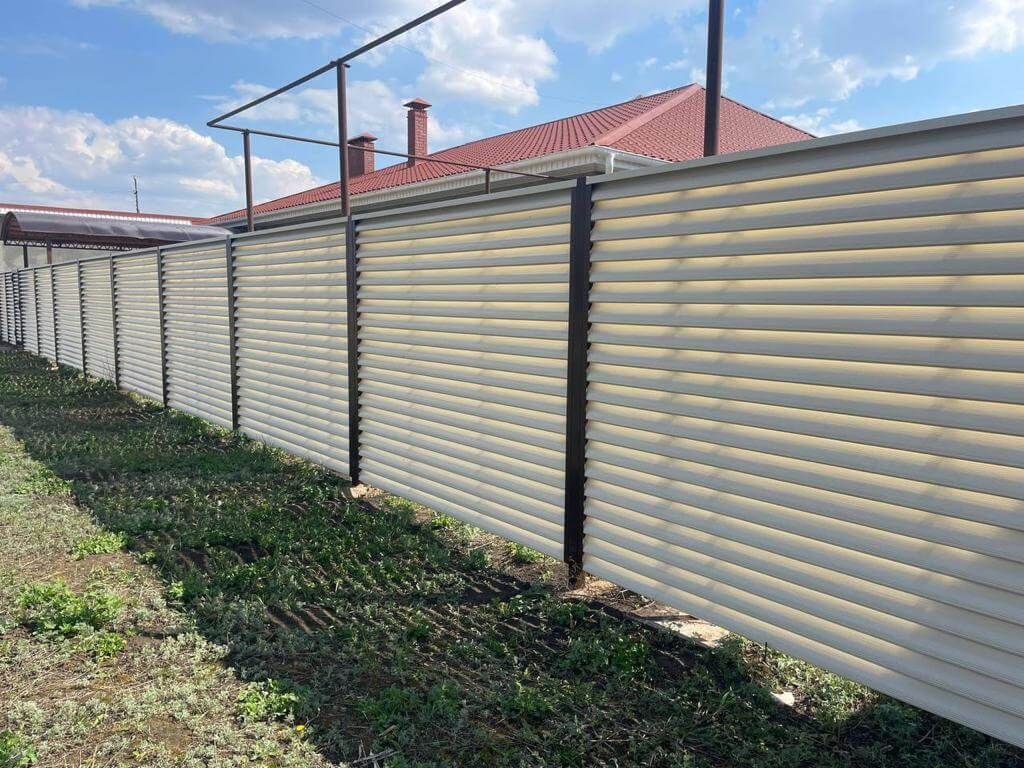 Забор из ламелей Еврожалюзи 25м RAL1015/1015 Слоновая Кость двусторонний фото 2 в Кызыле