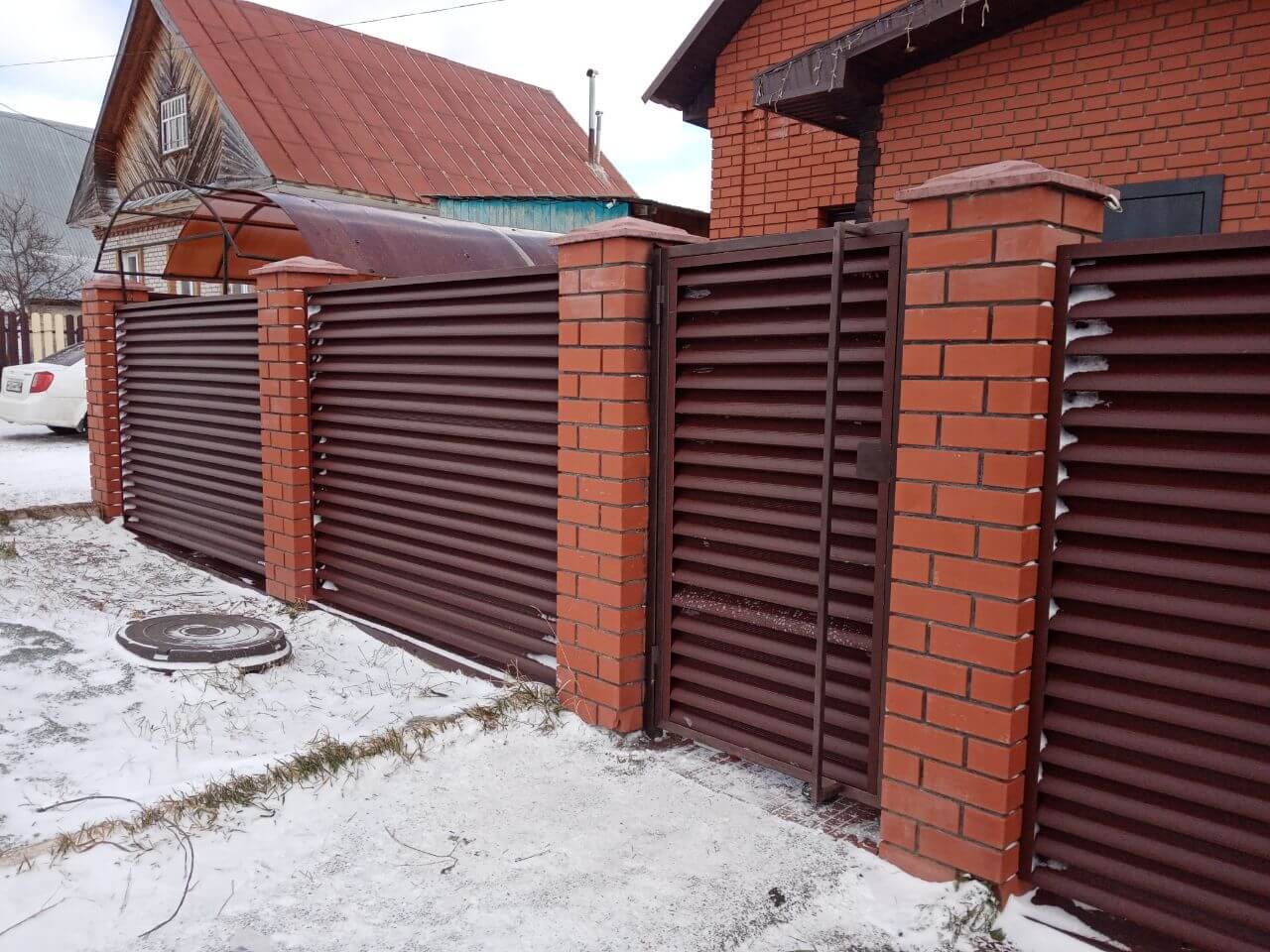 Забор из ламелей еврожалюзи 12м RAL8017/8017 Шоколад двусторонний МАТТЕ фото 2 в Кызыле