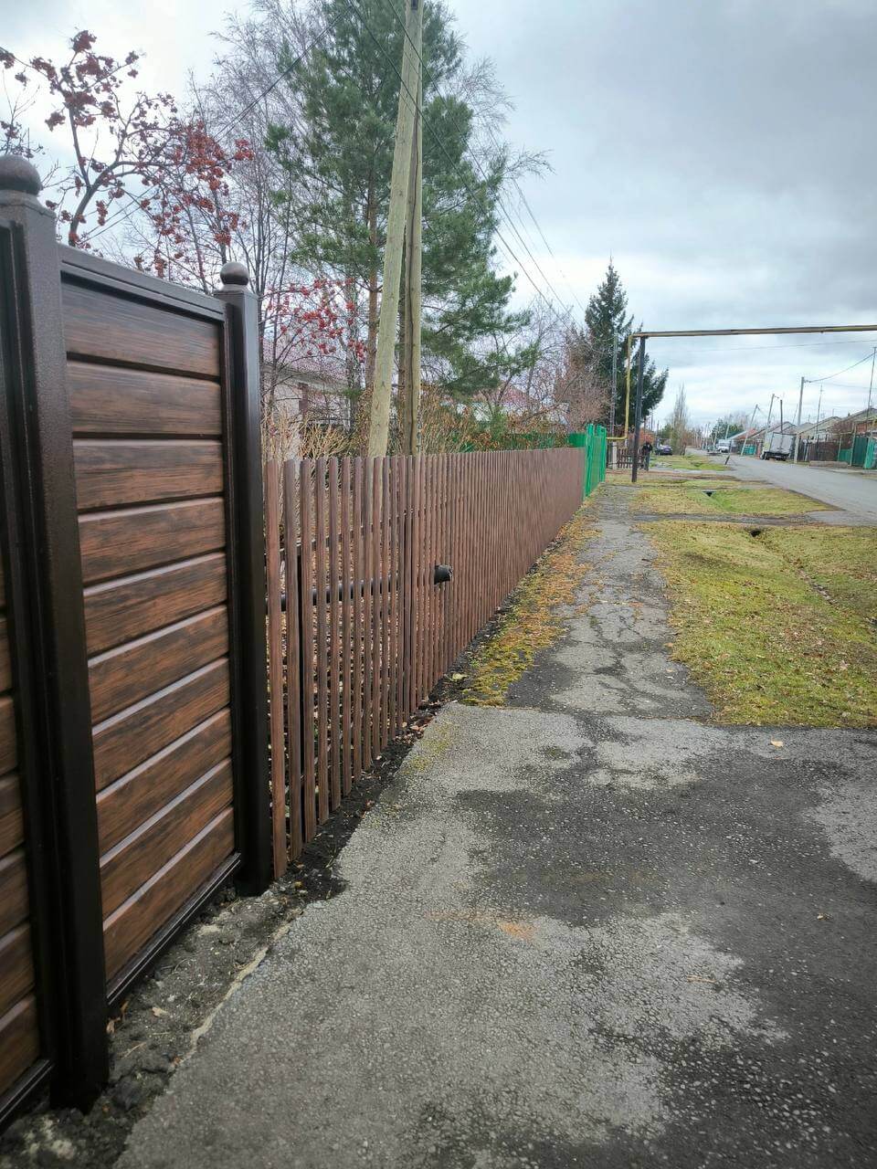 Забор из металлосайдинга Евро-Брус 46м Античное Дерево Принтек фото 3 в Кызыле